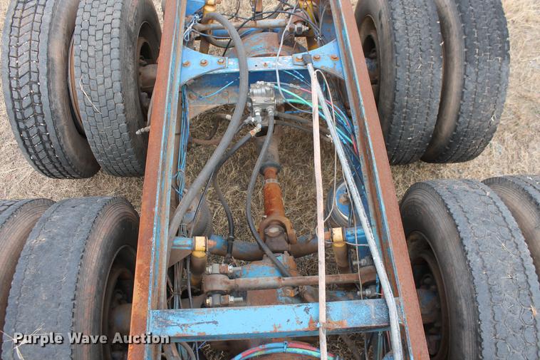 image for item DB5060 1990 Freightliner FLD truck chassis