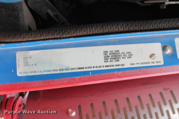 image for item DB5060 1990 Freightliner FLD truck chassis