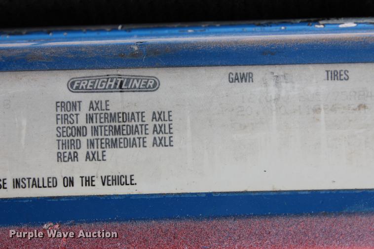 image for item DB5060 1990 Freightliner FLD truck chassis