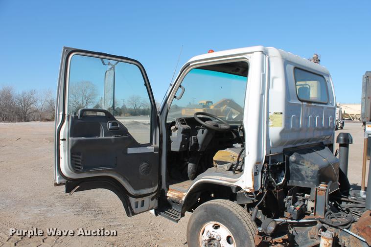 image for item DB5064 2006 GMC W3500 street sweeper