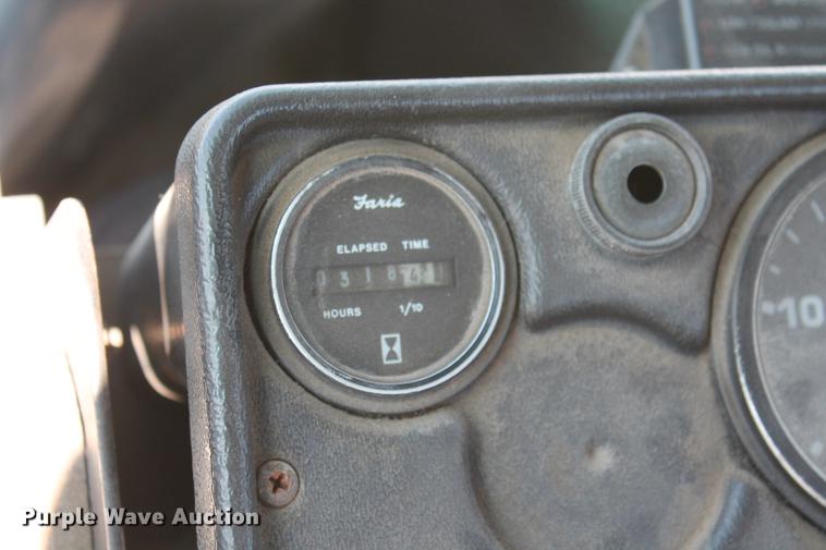 image for item DB5064 2006 GMC W3500 street sweeper