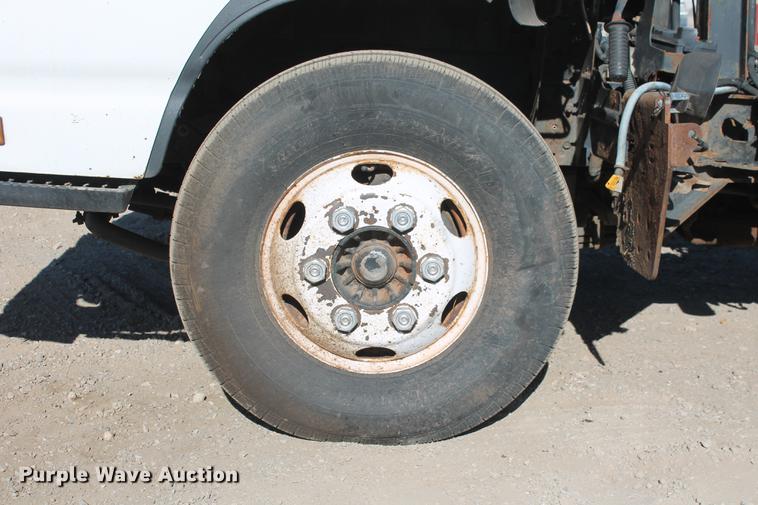 image for item DB5064 2006 GMC W3500 street sweeper