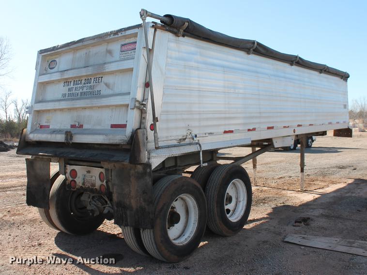 image for item DB5065 2002 Travis S-96 end dump trailer