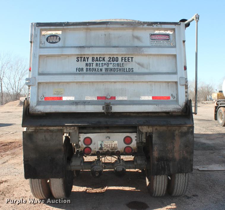 image for item DB5065 2002 Travis S-96 end dump trailer
