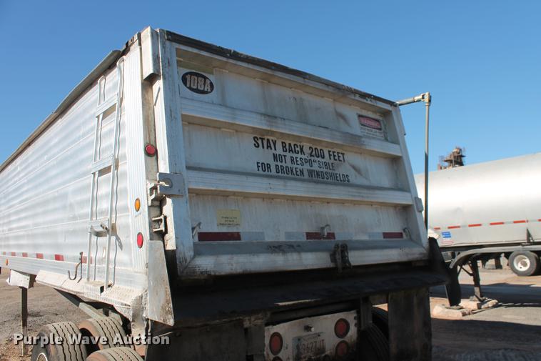 image for item DB5065 2002 Travis S-96 end dump trailer