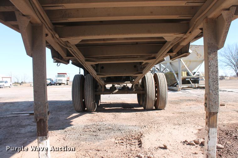 image for item DB5065 2002 Travis S-96 end dump trailer