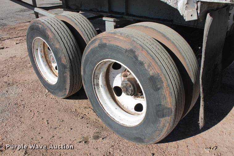 image for item DB5065 2002 Travis S-96 end dump trailer