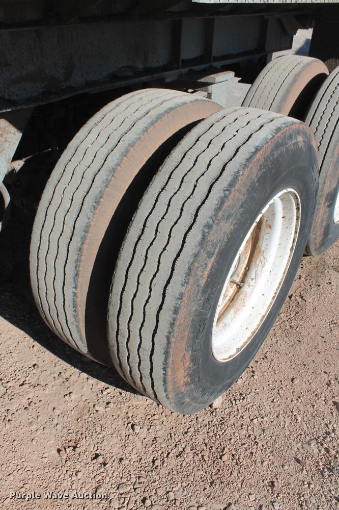 image for item DB5065 2002 Travis S-96 end dump trailer