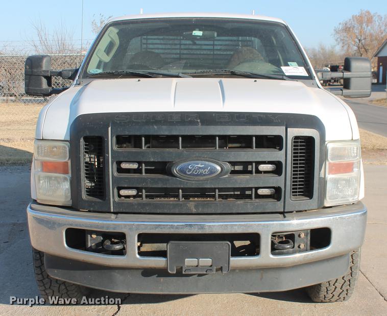 image for item DB5067 2009 Ford F250 Super Duty XL SuperCab utility bed pickup truck