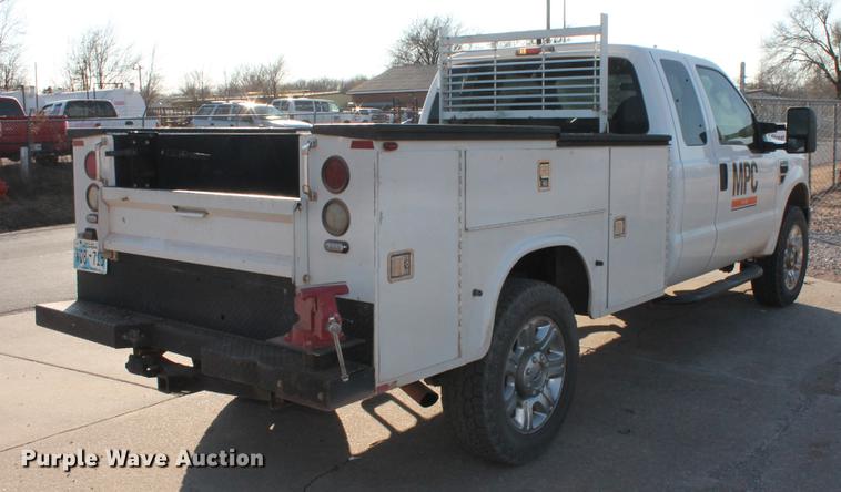 image for item DB5067 2009 Ford F250 Super Duty XL SuperCab utility bed pickup truck