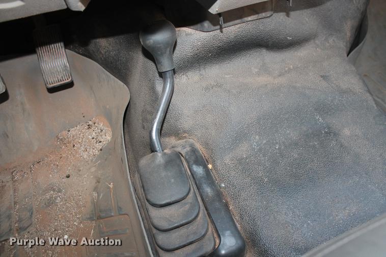 image for item DB5067 2009 Ford F250 Super Duty XL SuperCab utility bed pickup truck