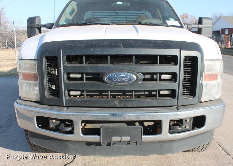 image for item DB5067 2009 Ford F250 Super Duty XL SuperCab utility bed pickup truck