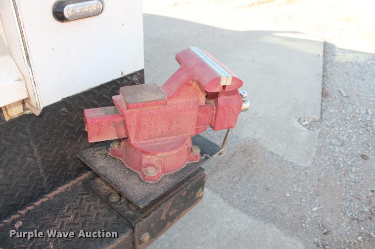 image for item DB5067 2009 Ford F250 Super Duty XL SuperCab utility bed pickup truck