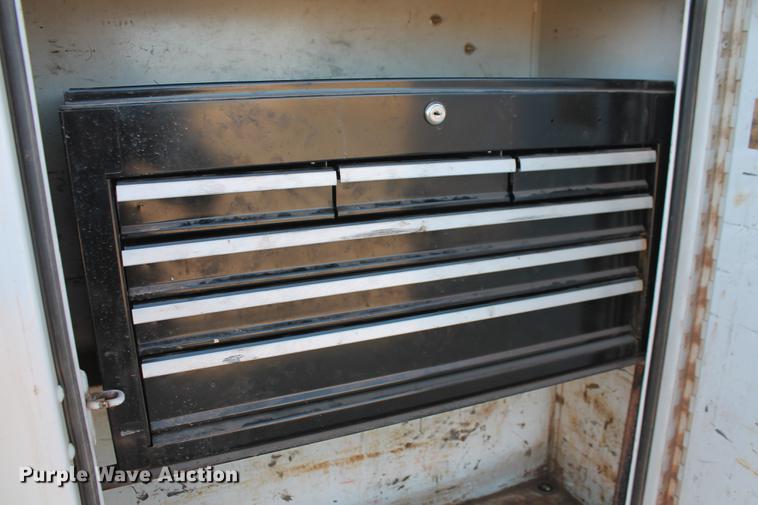 image for item DB5067 2009 Ford F250 Super Duty XL SuperCab utility bed pickup truck