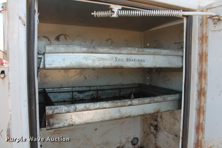 image for item DB5067 2009 Ford F250 Super Duty XL SuperCab utility bed pickup truck