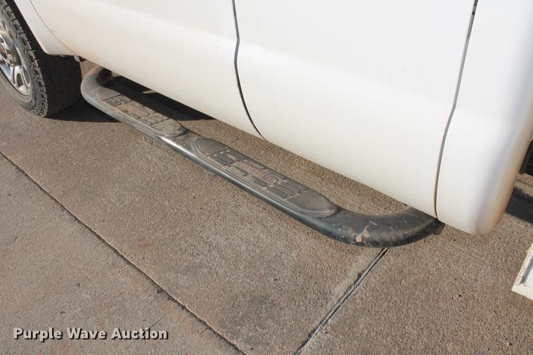 image for item DB5067 2009 Ford F250 Super Duty XL SuperCab utility bed pickup truck