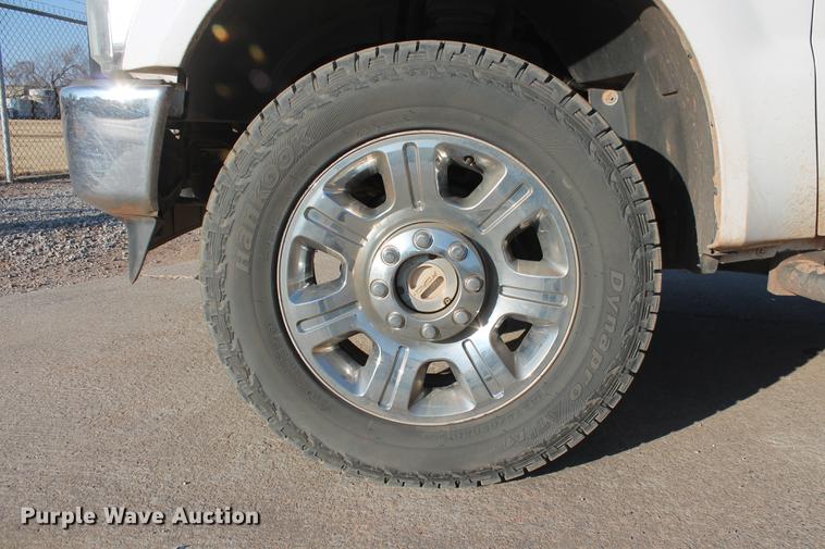 image for item DB5067 2009 Ford F250 Super Duty XL SuperCab utility bed pickup truck