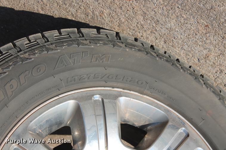 image for item DB5067 2009 Ford F250 Super Duty XL SuperCab utility bed pickup truck