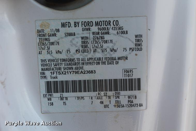 image for item DB5067 2009 Ford F250 Super Duty XL SuperCab utility bed pickup truck