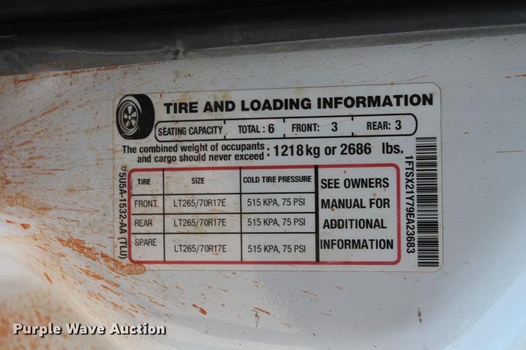 image for item DB5067 2009 Ford F250 Super Duty XL SuperCab utility bed pickup truck