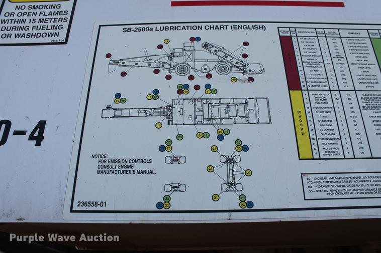 image for item DB5068 2013 Roadtec SB-2500E Shuttle Buggy material transfer vehicle