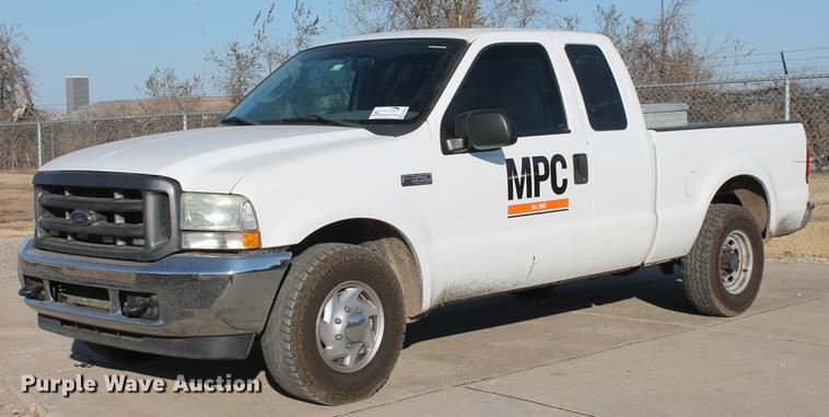 image for item DB5069 2004 Ford F350 Super Duty XL SuperCab pickup truck