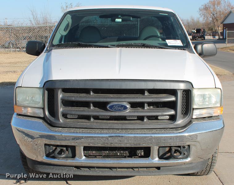 image for item DB5069 2004 Ford F350 Super Duty XL SuperCab pickup truck