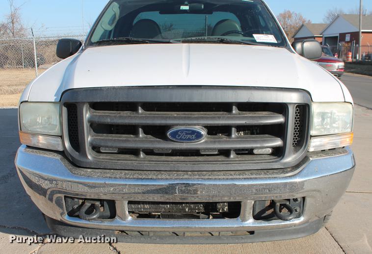 image for item DB5069 2004 Ford F350 Super Duty XL SuperCab pickup truck