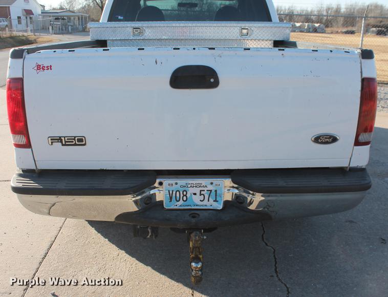 image for item DB5069 2004 Ford F350 Super Duty XL SuperCab pickup truck