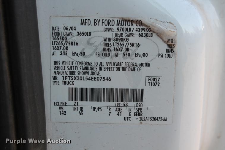 image for item DB5069 2004 Ford F350 Super Duty XL SuperCab pickup truck