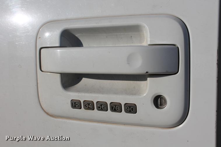 image for item DB5070 2010 Ford F150 FX2 Super Crew pickup truck