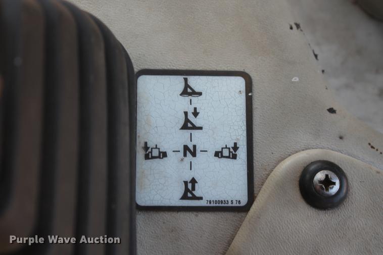 image for item DB5077 2005 Case 1850K Series II dozer