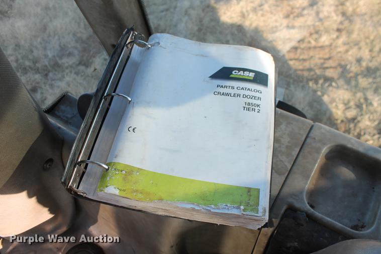 image for item DB5077 2005 Case 1850K Series II dozer