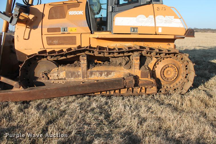 image for item DB5077 2005 Case 1850K Series II dozer