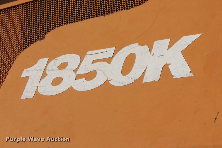 image for item DB5077 2005 Case 1850K Series II dozer