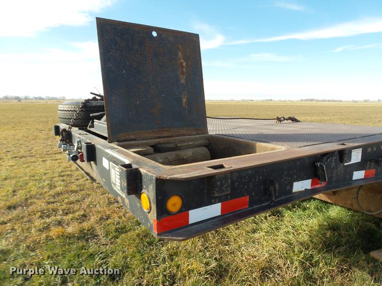 image for item DB6230 1989 Trail King TK60HTXL462 double drop deck equipment trailer