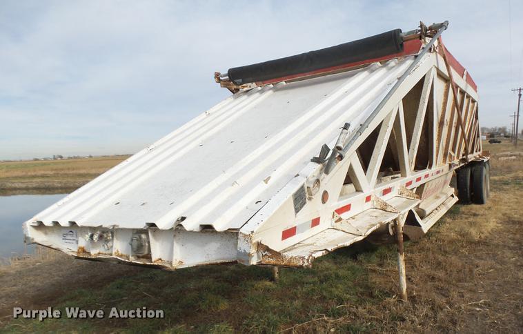 image for item DB6231 1990 Ranch LW20023 bottom dump trailer