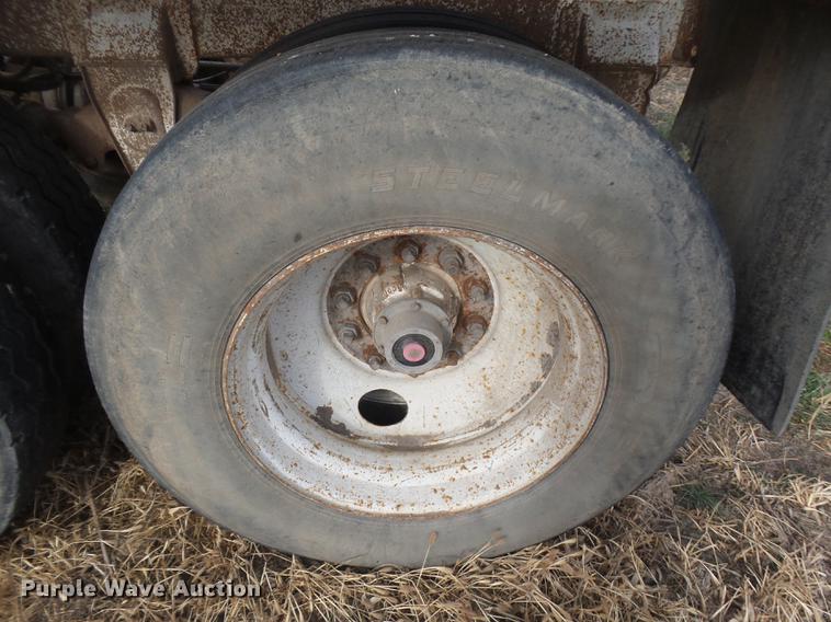 image for item DB6231 1990 Ranch LW20023 bottom dump trailer