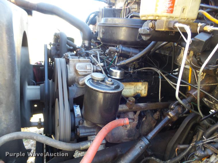 image for item DB6253 1990 Ford F700 chipper truck