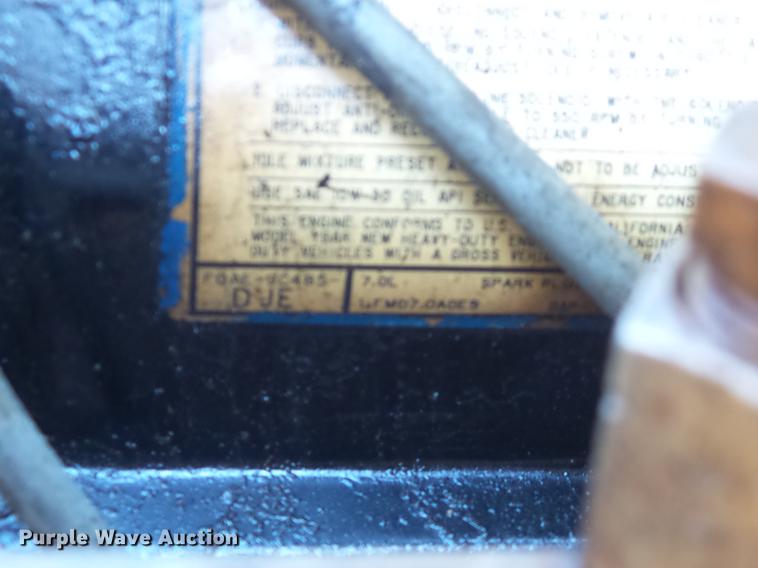 image for item DB6253 1990 Ford F700 chipper truck