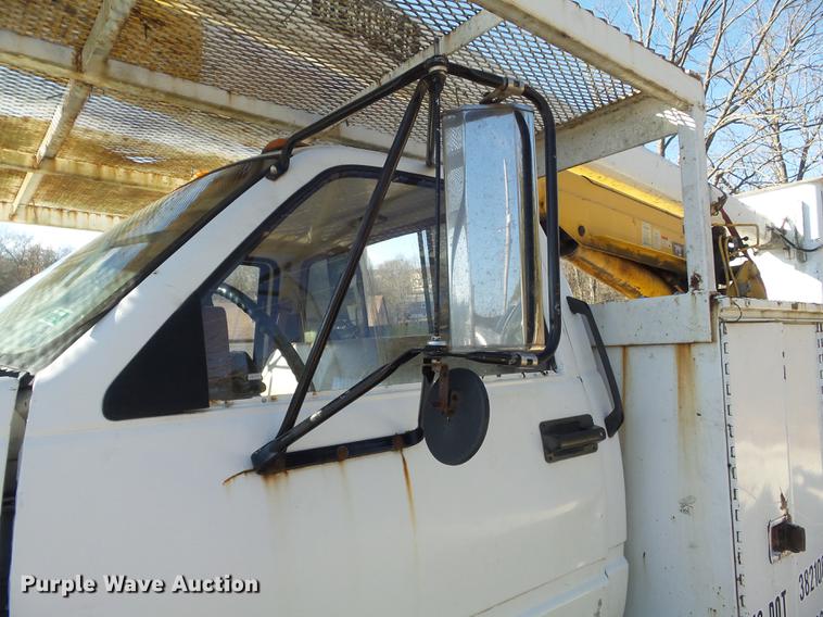 image for item DB6254 1991 GMC TopKick bucket truck