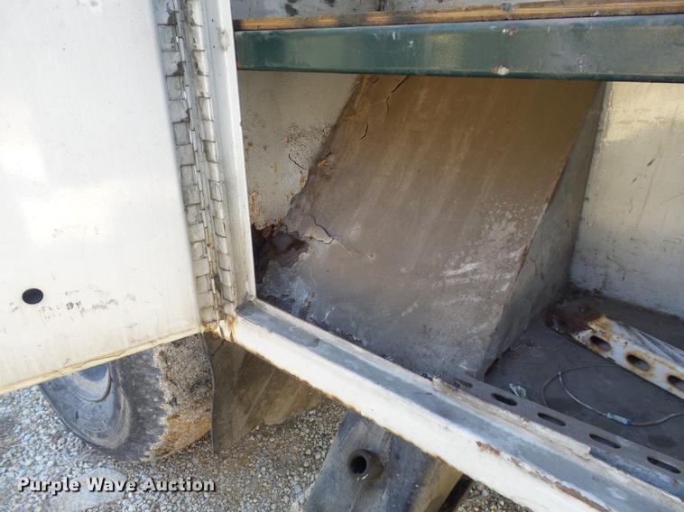 image for item DB6254 1991 GMC TopKick bucket truck