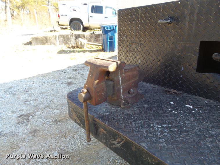 image for item DB6254 1991 GMC TopKick bucket truck