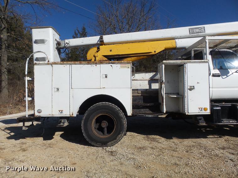 image for item DB6254 1991 GMC TopKick bucket truck