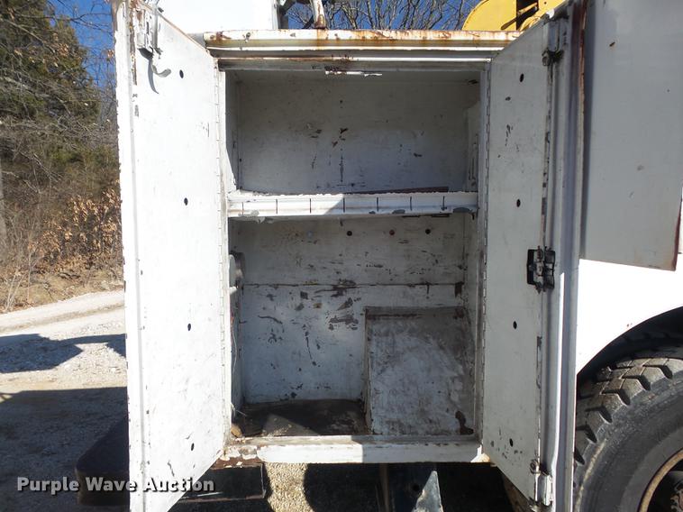 image for item DB6254 1991 GMC TopKick bucket truck