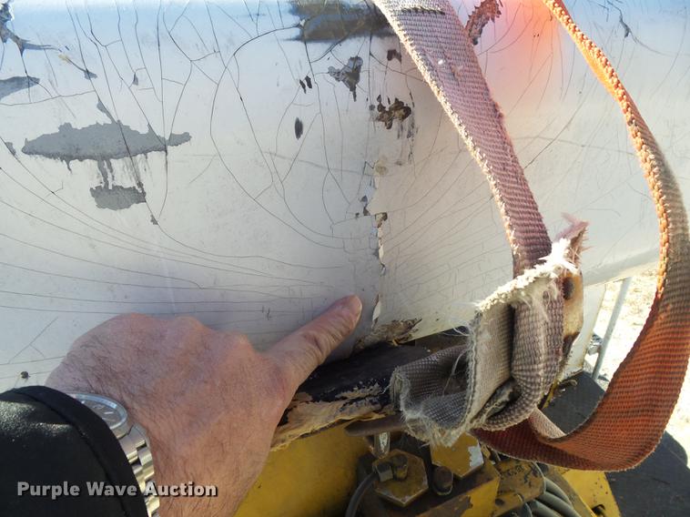 image for item DB6254 1991 GMC TopKick bucket truck