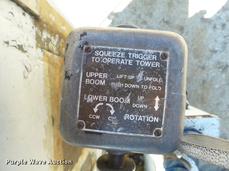 image for item DB6254 1991 GMC TopKick bucket truck