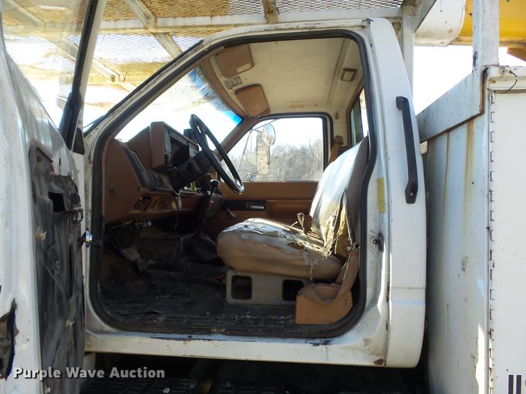 image for item DB6254 1991 GMC TopKick bucket truck