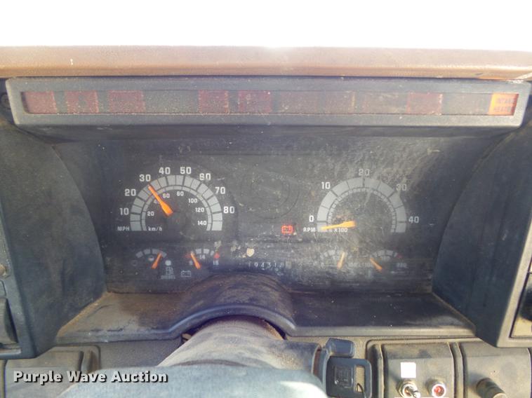 image for item DB6254 1991 GMC TopKick bucket truck