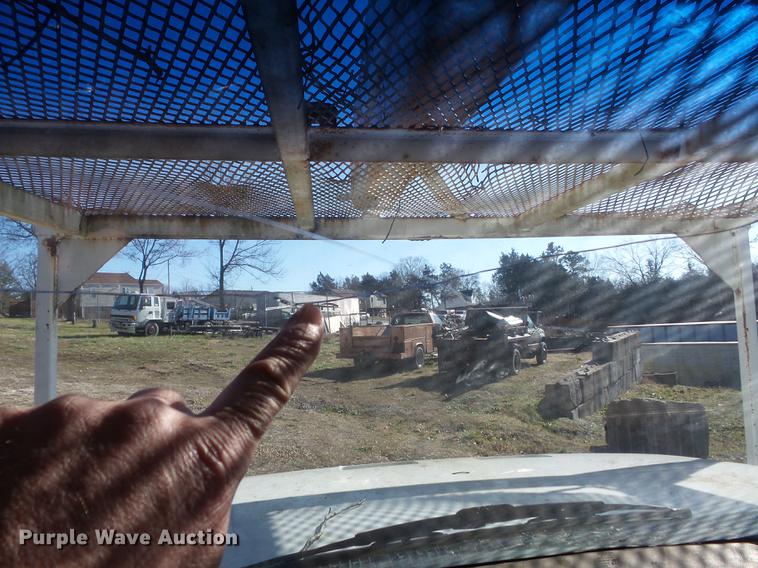 image for item DB6254 1991 GMC TopKick bucket truck